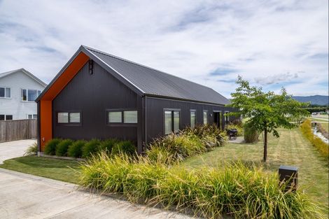 Photo of property in 7 Farley Avenue, Greytown, 5712