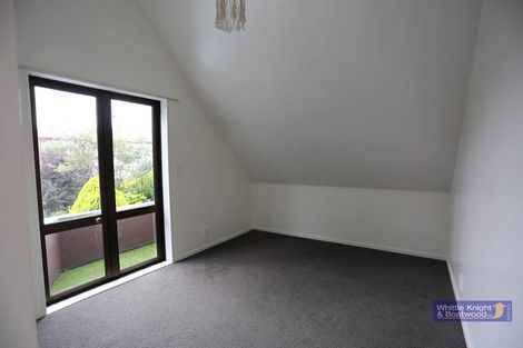 Photo of property in 4 Montana Avenue, Ilam, Christchurch, 8041