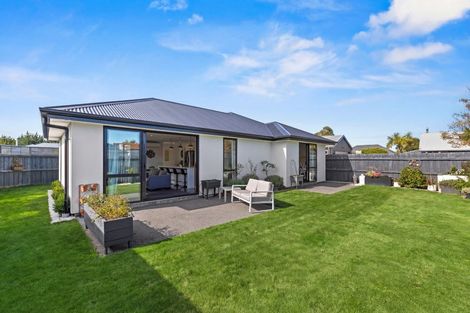 Photo of property in 414 Bower Avenue, Parklands, Christchurch, 8083