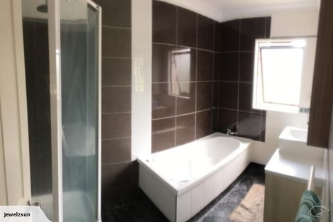 Photo of property in 49 College Road, Northcote, Auckland, 0627