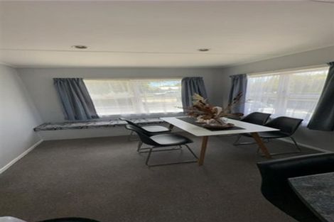 Photo of property in 640 Queen Street East, Levin, 5510