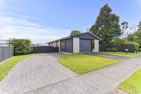 Photo of property in 5 Dillon Drive, Bell Block, New Plymouth, 4312