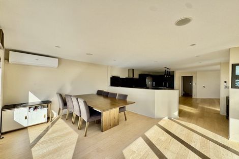 Photo of property in 2 Cliff Road, Torbay, Auckland, 0630