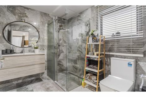 Photo of property in 129 Alfriston Road, Manurewa, Auckland, 2105