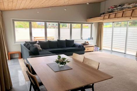 Photo of property in 3a Levy Road, Glen Eden, Auckland, 0602