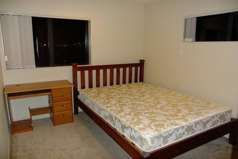 Photo of property in 18 Merlot Way, Te Atatu South, Auckland, 0610