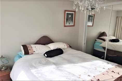 Photo of property in 17f3- Oak Street, Ebdentown, Upper Hutt, 5018