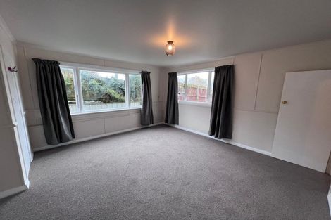 Photo of property in 84 Kaikorai Valley Road, Glenross, Dunedin, 9011