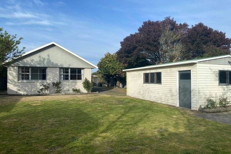 Photo of property in 461 Mairehau Road, Parklands, Christchurch, 8083