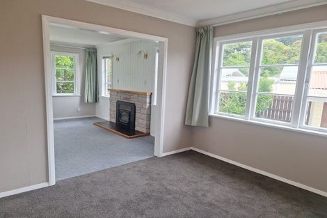 Photo of property in 5 Birch Grove, Pinehaven, Upper Hutt, 5019