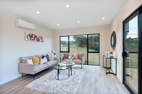 Photo of property in 38 Whakairo Crescent, Gulf Harbour, 0930