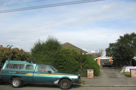Photo of property in 139 Langdons Road, Northcote, Christchurch, 8052