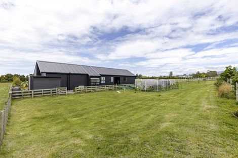 Photo of property in 589 Kent Road, Korito, New Plymouth, 4371
