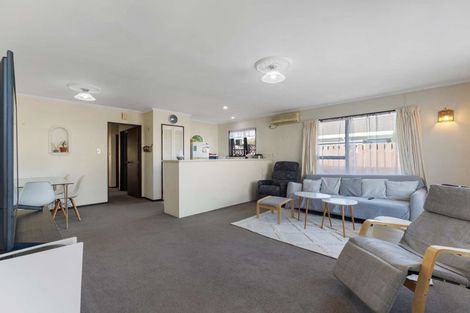 Photo of property in 3/16 Victoria Avenue, Whakatane, 3120