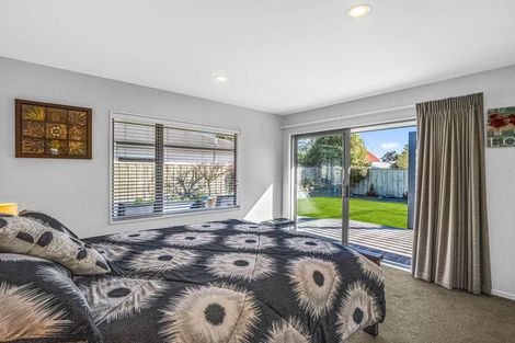 Photo of property in 2 Awa Place, Rangiora, 7400