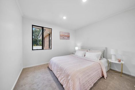 Photo of property in 100 Greenhithe Road, Greenhithe, Auckland, 0632