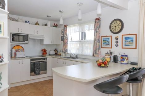 Photo of property in 214 Kirkwood Street, Thames, 3500