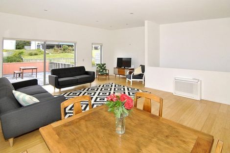 Photo of property in 34 Saddleback Grove, Karori, Wellington, 6012