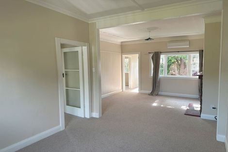 Photo of property in 18-18a Ludlam Crescent, Woburn, Lower Hutt, 5010