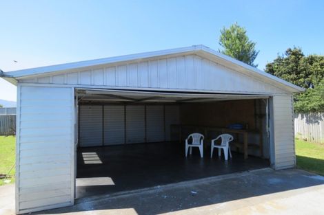 Photo of property in 10- 12 Riley Place, Westport, 7825