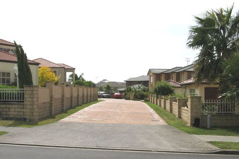 Photo of property in 10 Mansion Court, West Harbour, Auckland, 0618