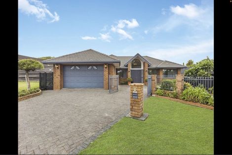 Photo of property in 23 Widdison Place, Albany, Auckland, 0632