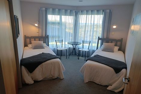 Photo of property in 385b Oceanbeach Road, Mount Maunganui, 3116