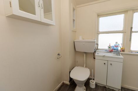 Photo of property in 4/87 Cambridge Terrace, Waterloo, Lower Hutt, 5011