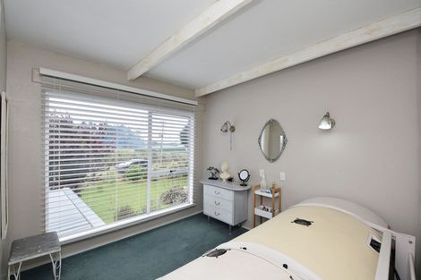 Photo of property in 49 Knutsford Road, Otautau, 9610