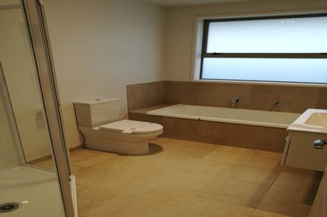 Photo of property in 33 Te Wharo Drive, Papamoa, 3118