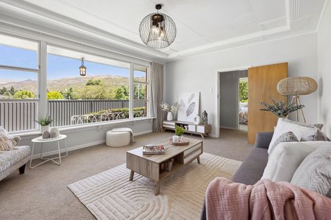 Photo of property in 102 Sunderland Street, Clyde, 9330