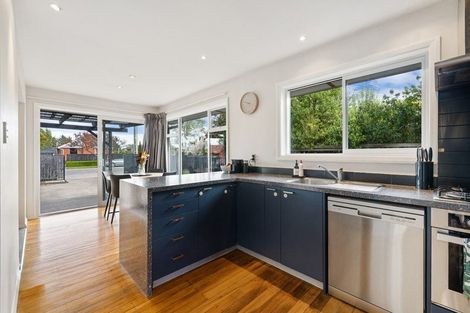 Photo of property in 124 Cavendish Road, Casebrook, Christchurch, 8051