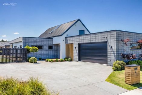 Photo of property in 4 Goldie Drive, Rangiora, 7400