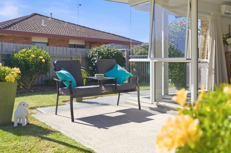 Photo of property in 30 Russley Drive, Mount Maunganui, 3116