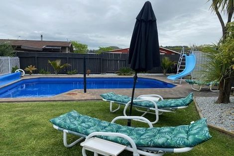 Photo of property in 35 Donegal Crescent, Tamatea, Napier, 4112