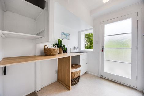 Photo of property in 142 Glamorgan Drive, Torbay, Auckland, 0630