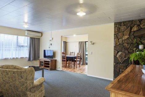 Photo of property in 28 Walton Way, Flaxmere, Hastings, 4120