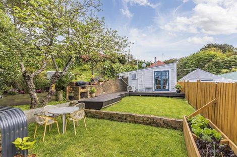 Photo of property in 95 Te Wharepouri Street, Berhampore, Wellington, 6023