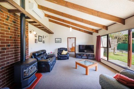 Photo of property in 12b Oxford Street, Marton, 4710