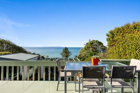 Photo of property in 278 Whangaparaoa Road, Red Beach, 0932