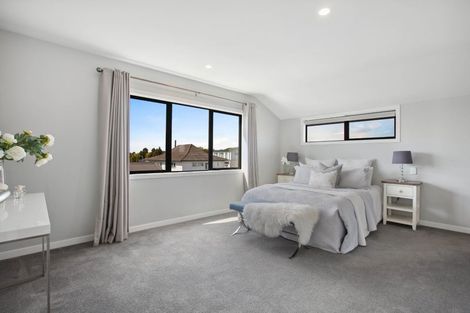 Photo of property in 138 Bucklands Beach Road, Bucklands Beach, Auckland, 2012