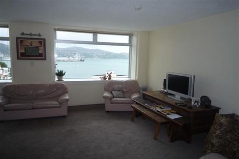 Photo of property in Jerningham Apartments, 20 Oriental Terrace, Oriental Bay, Wellington, 6011