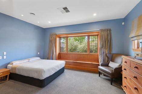 Photo of property in 4 Claxton Place, Saint Martins, Christchurch, 8022