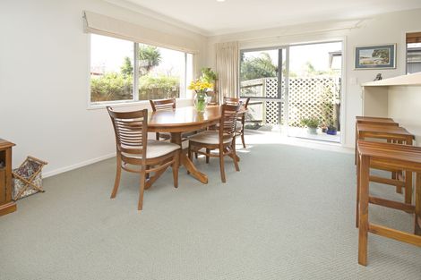 Photo of property in 76 Florence Avenue, Orewa, 0931