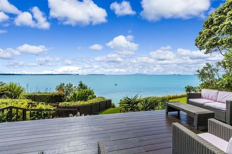 Photo of property in 2 Cliff Road, Torbay, Auckland, 0630
