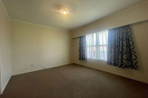 Photo of property in 2/18 Anne Road, Hillcrest, Auckland, 0627