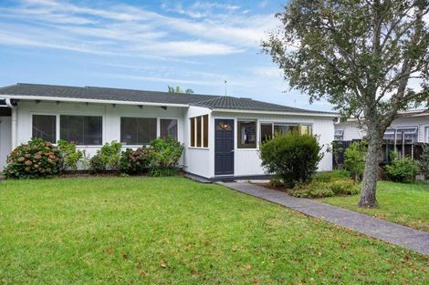 Photo of property in 3/522 Te Atatu Road, Te Atatu Peninsula, Auckland, 0610