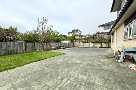 Photo of property in 211 Westchester Drive, Churton Park, Wellington, 6037