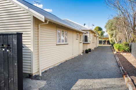 Photo of property in 41 Rangitane Street, Palmerston North, 4414