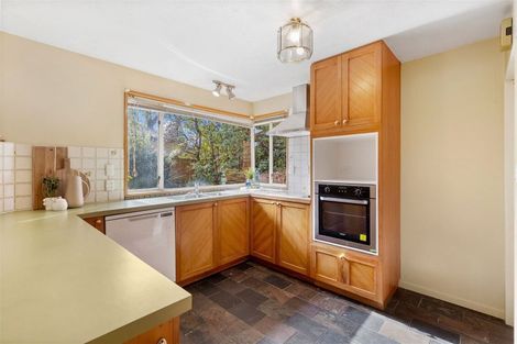 Photo of property in 155 Cashmere Road, Hoon Hay, Christchurch, 8025